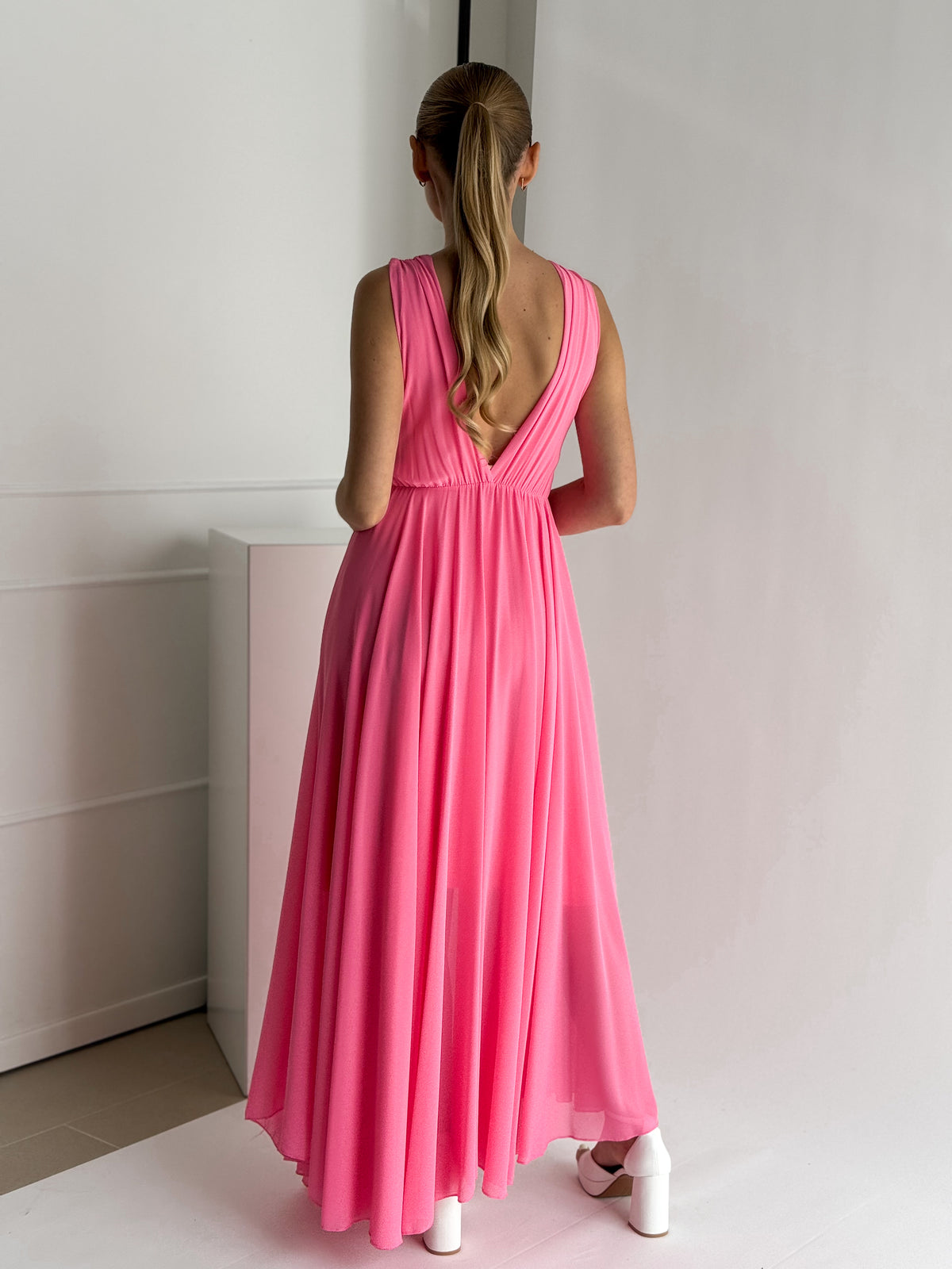 Moteriška ilga proginė suknelė FERRARA Rožinė