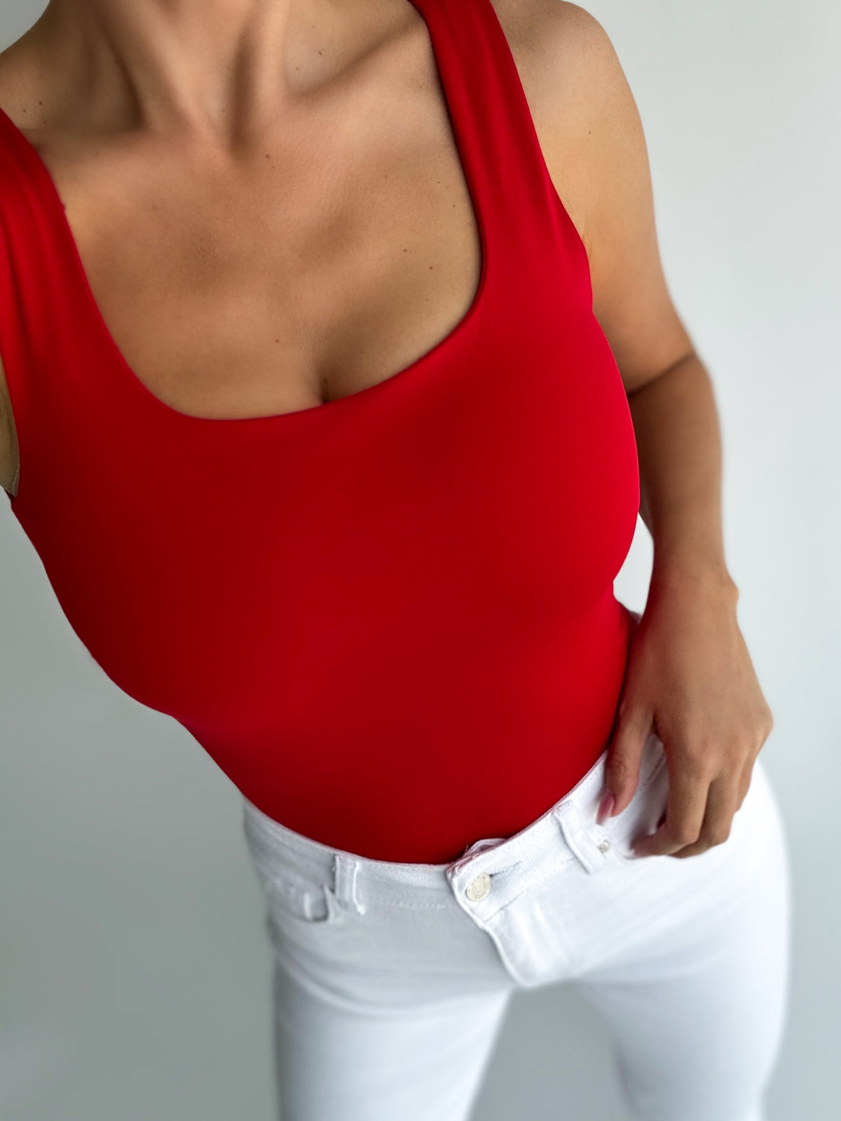 moteriska-medvilnine-palaidine-warren-raudona