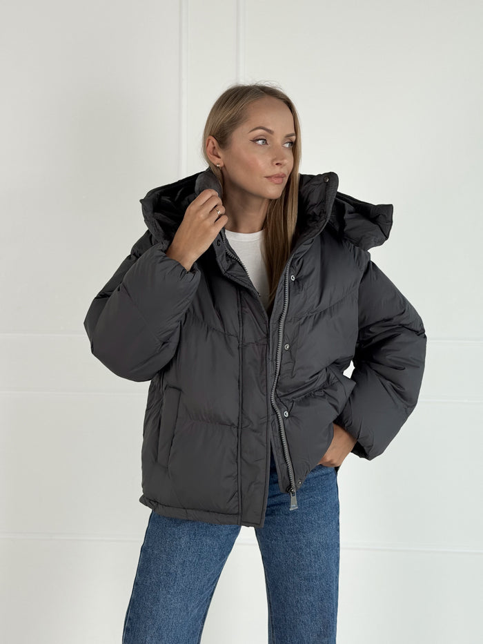 Moteriška šilta striukė su gobtuvu PABLO Pilka