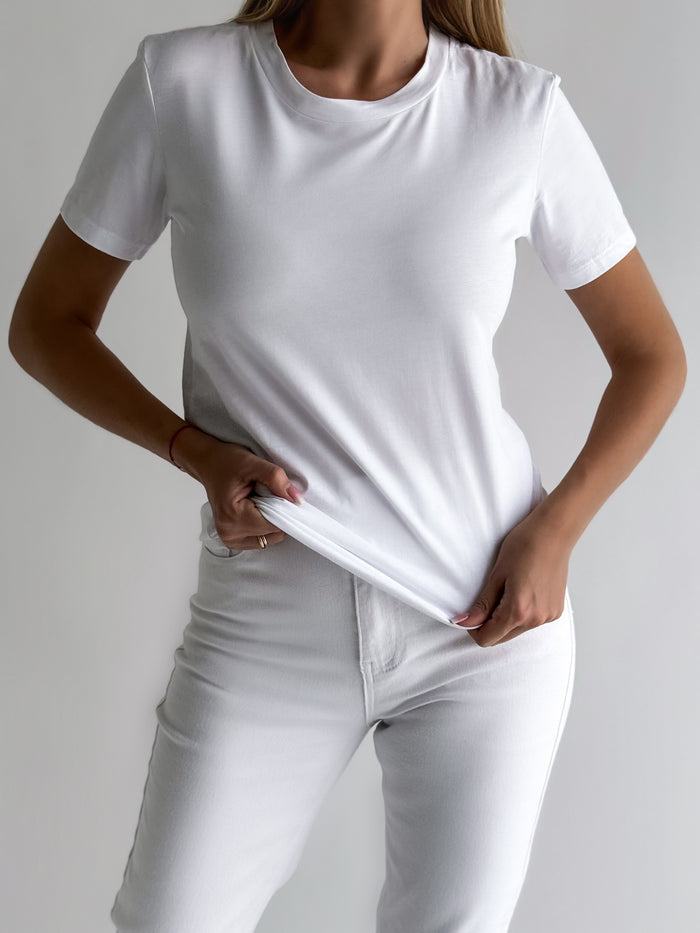 moteriski-medvilniniai-marskineliai-reni-balta