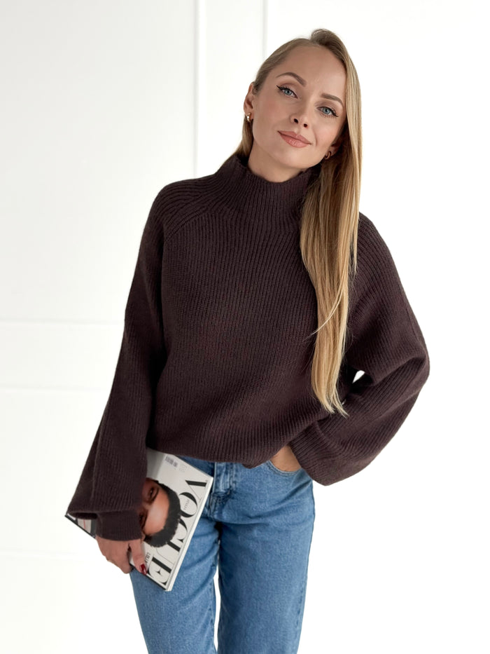 Moteriškas megztinis aukštu kaklu MEYRA Tamsiai ruda