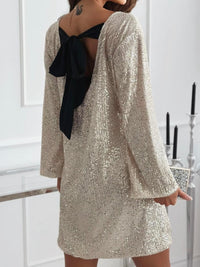 Moteriška blizgi šventinė suknelė su kaspinu BRITNEY Auksinė