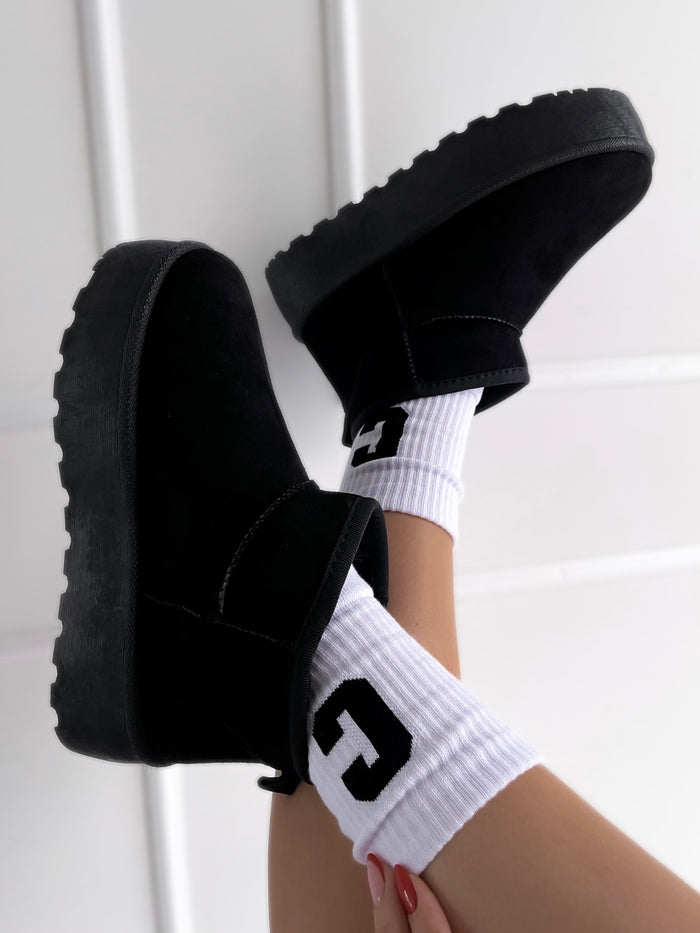 Moteriški UGG stiliaus aulinukai su platforma DILLON Juoda