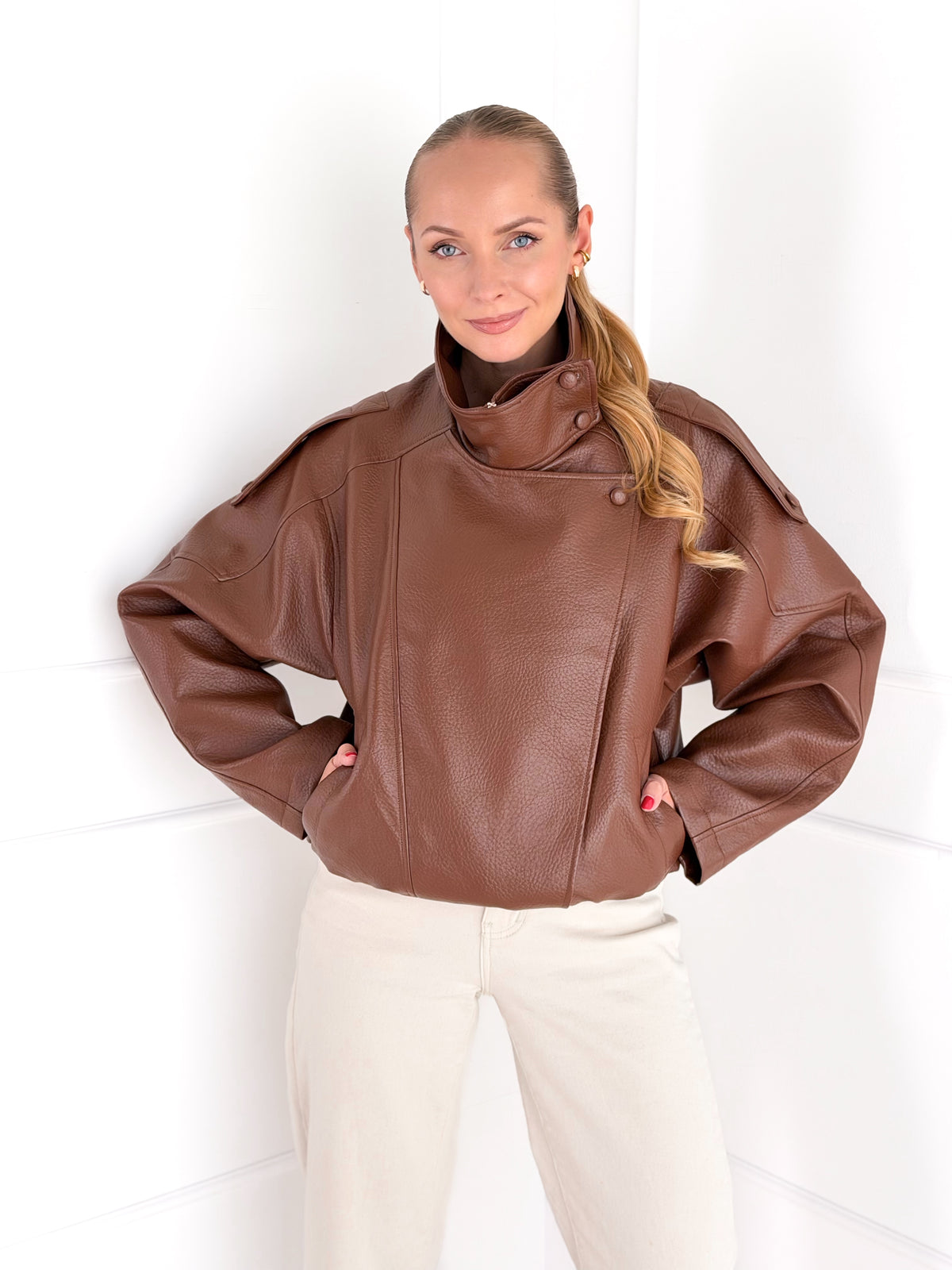 Moteriškas eko odos švarkas NICOLE Ruda