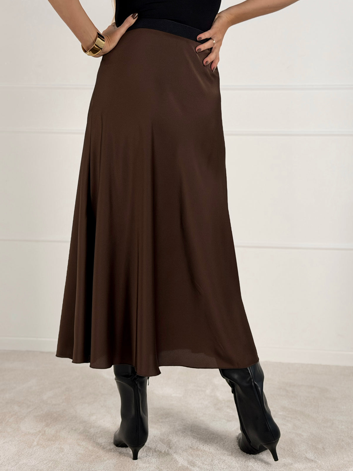 Moteriškas itališkas satino sijonas JENARO Ruda