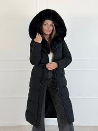 Moteriška ilga žieminė striukė su gobtuvu LUCHO Juoda