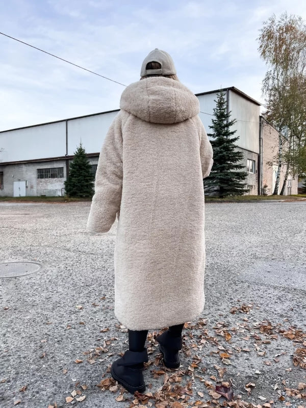 Moteriška dvipusė pašiltinta ilga striukė su gobtuvu STELLAN Juoda