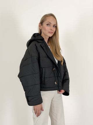Striukė BOXY Juoda