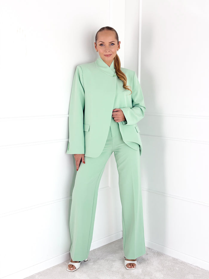 Moteriškas klasikinis švarkas DIYA Mėtinė