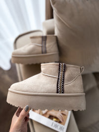 Moteriški UGG stiliaus aulinukai su platforma OLIVER Kreminė