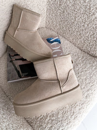 moteriski-ugg-stiliaus-aulinukai-su-platforma-clay-kremine