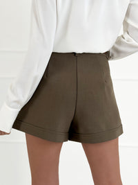 Moteriški šortai su diržu CLYDE Ruda