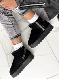 Moteriški UGG stiliaus aulinukai su platforma MISTY Juoda