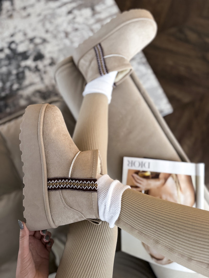 Moteriški UGG stiliaus aulinukai su platforma OLIVER Kreminė