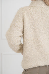 Moteriškas megztinis su vilna CLEO Balta