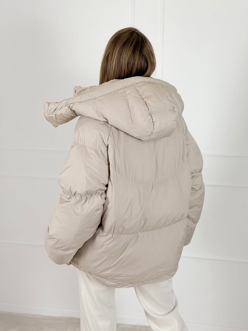 Moteriška šilta striukė su gobtuvu PABLO Kreminė