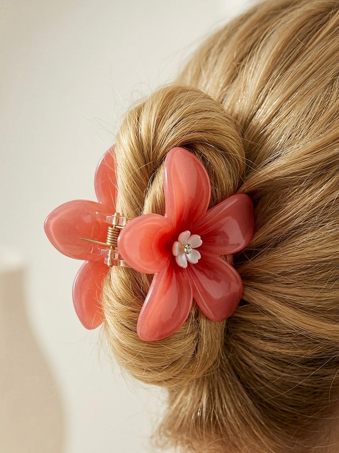 Gėlės formos plaukų segtukas CECILY Koralinė