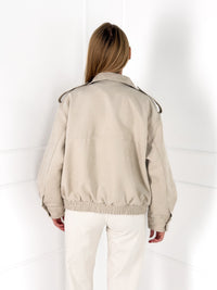 Moteriškas verstos eko odos švarkas JOYCE Kreminė