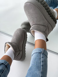 moteriski-ugg-stiliaus-aulinukai-su-platforma-beck-pilka
