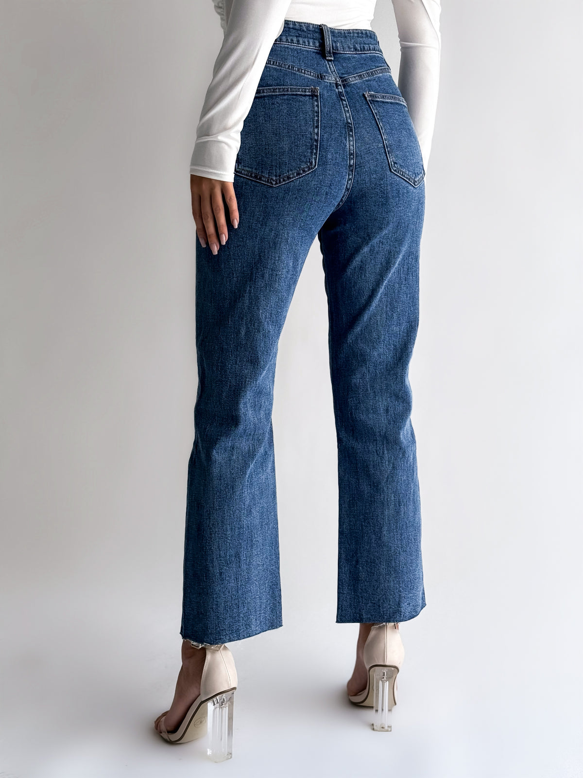 Moteriški WIDE LEG modelio džinsai aukštu liemeniu CALLUM Mėlyna