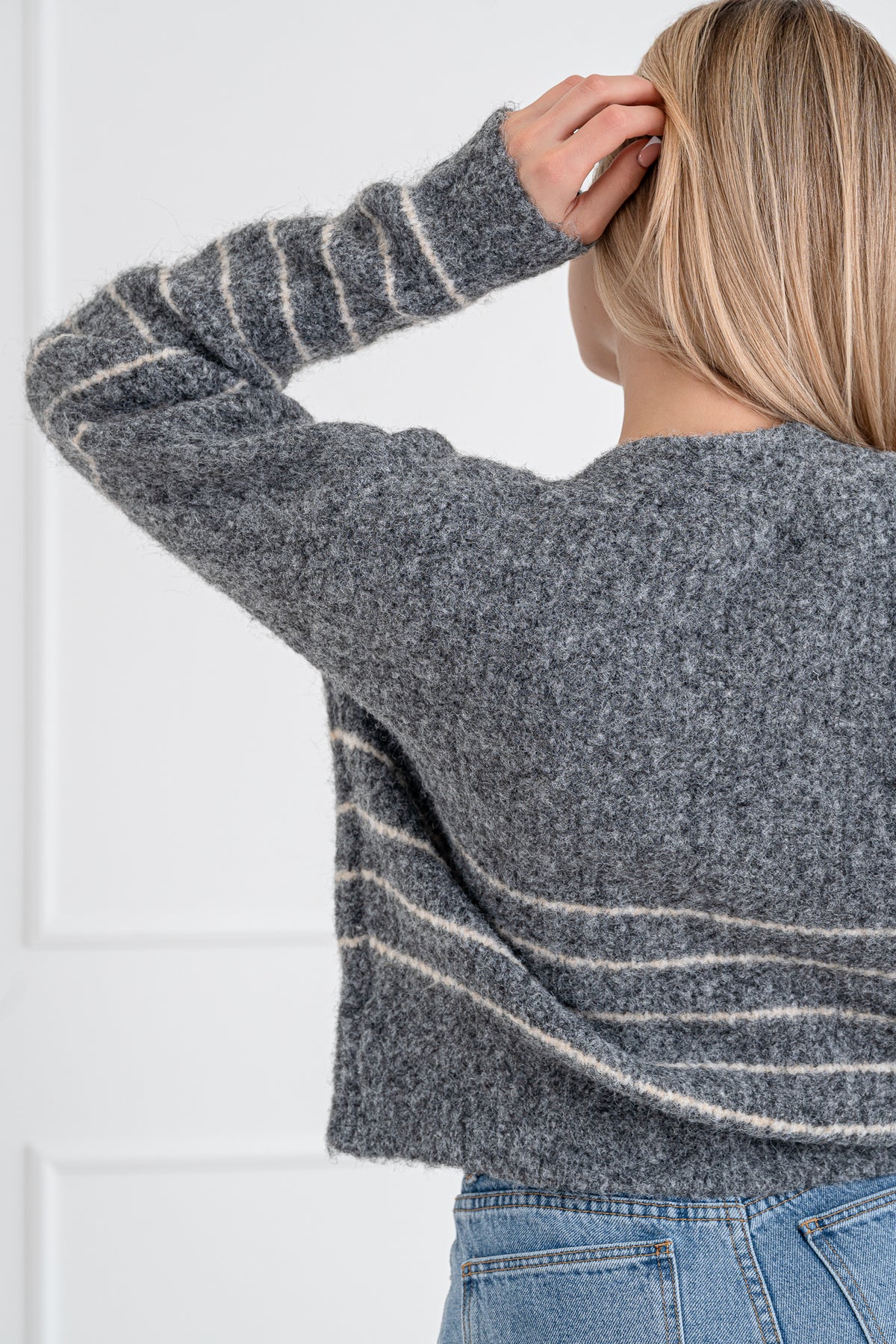 Moteriškas susagstomas megztinis su vilna BIJOU Pilka