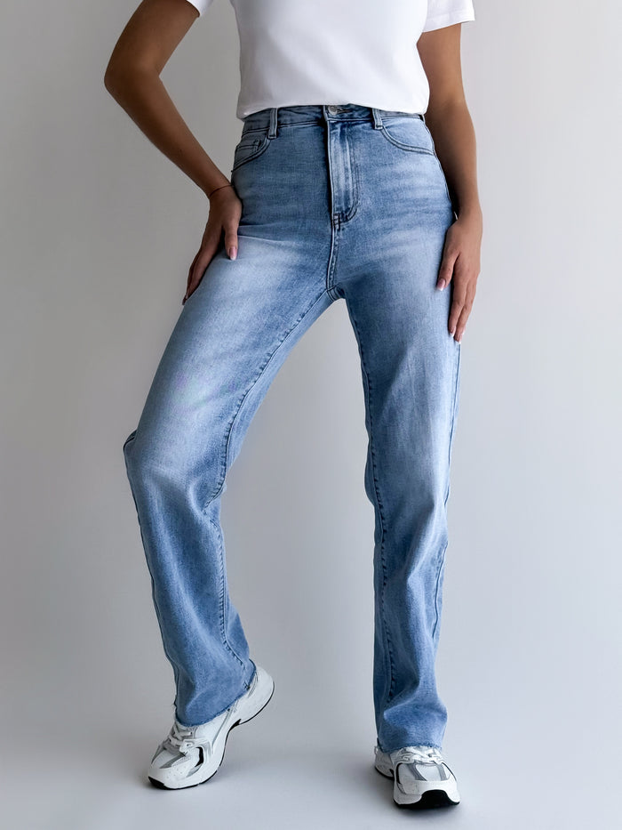 STRETCH modelio moteriški džinsai aukštu juosmeniu MARTIN Mėlyna
