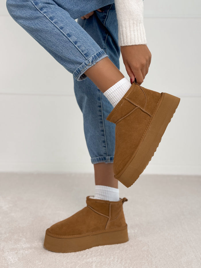 Natūralios odos UGG stiliaus aulinukai su platforma CHOCO Ruda