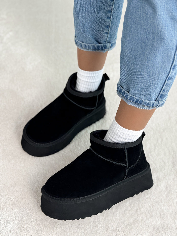 Natūralios odos UGG stiliaus aulinukai su platforma CHOCO Juoda