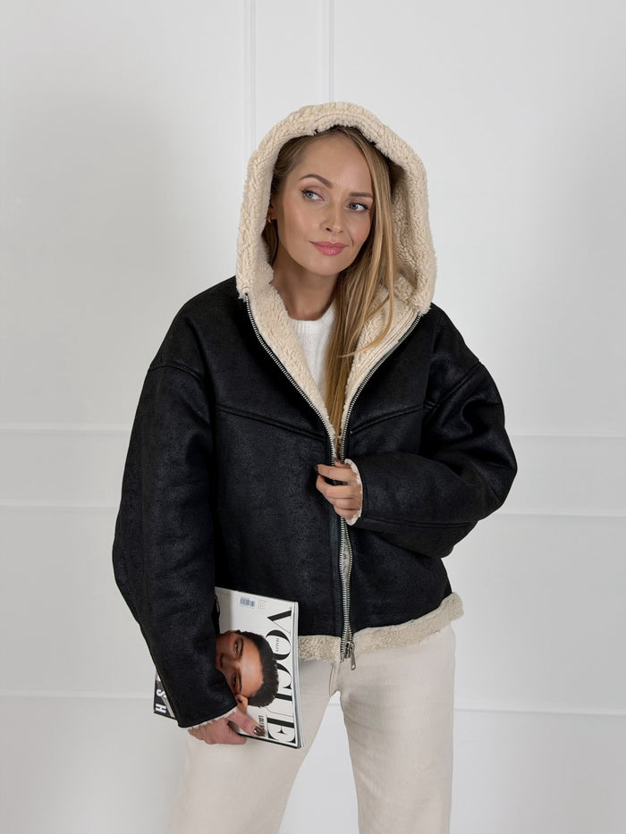 Moteriška striukė su gobtuvu MASSIMO Juoda