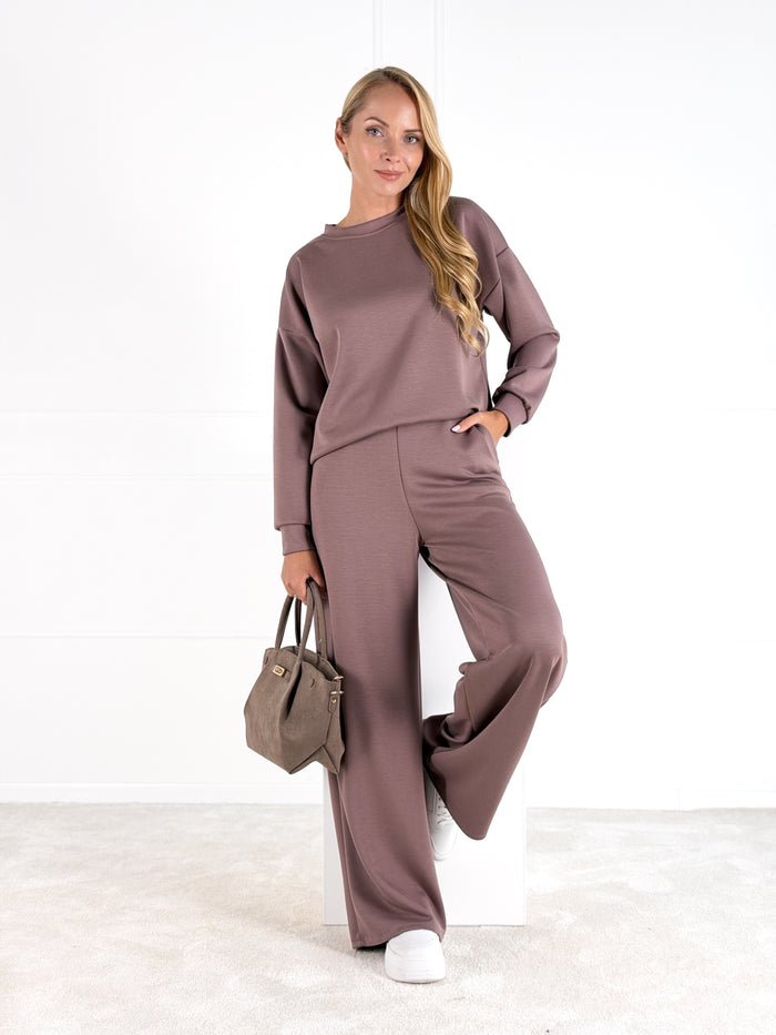 Moteriškas laisvalaikio kostiumėlis ELLIE Ruda