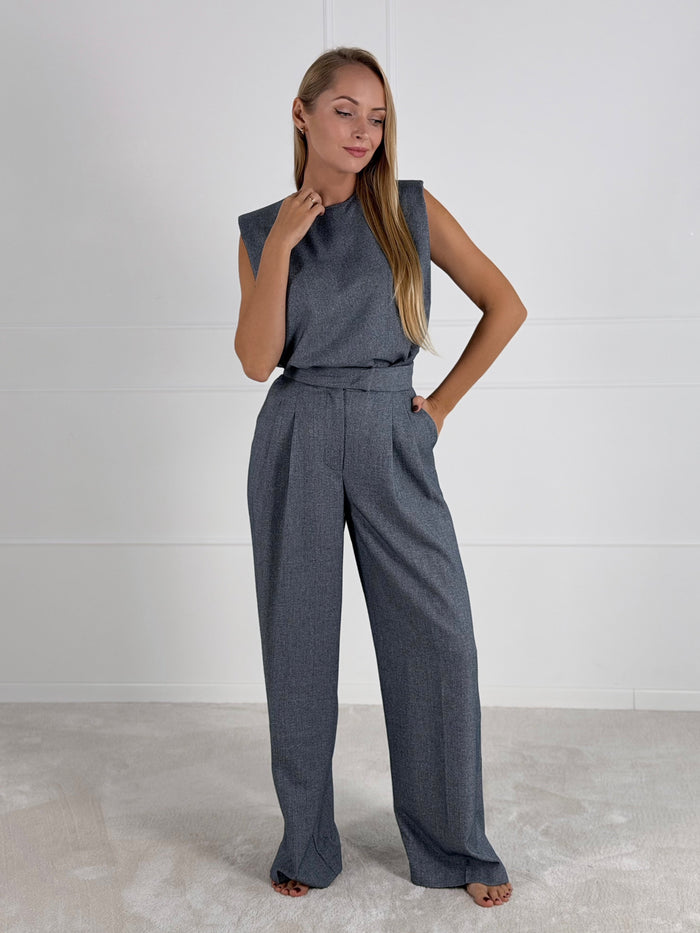 Moteriška puošni palaidinė JULIETA Tamsiai mėlyna