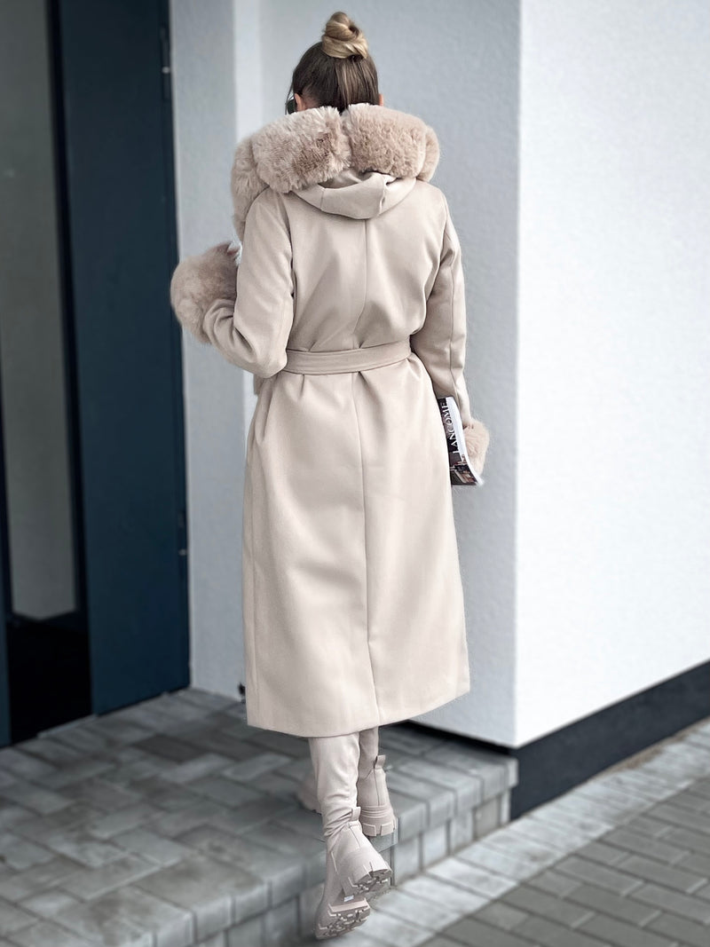 Moteriškas ilgas rudeninis paltas su kailiu FLORENCE Kreminė