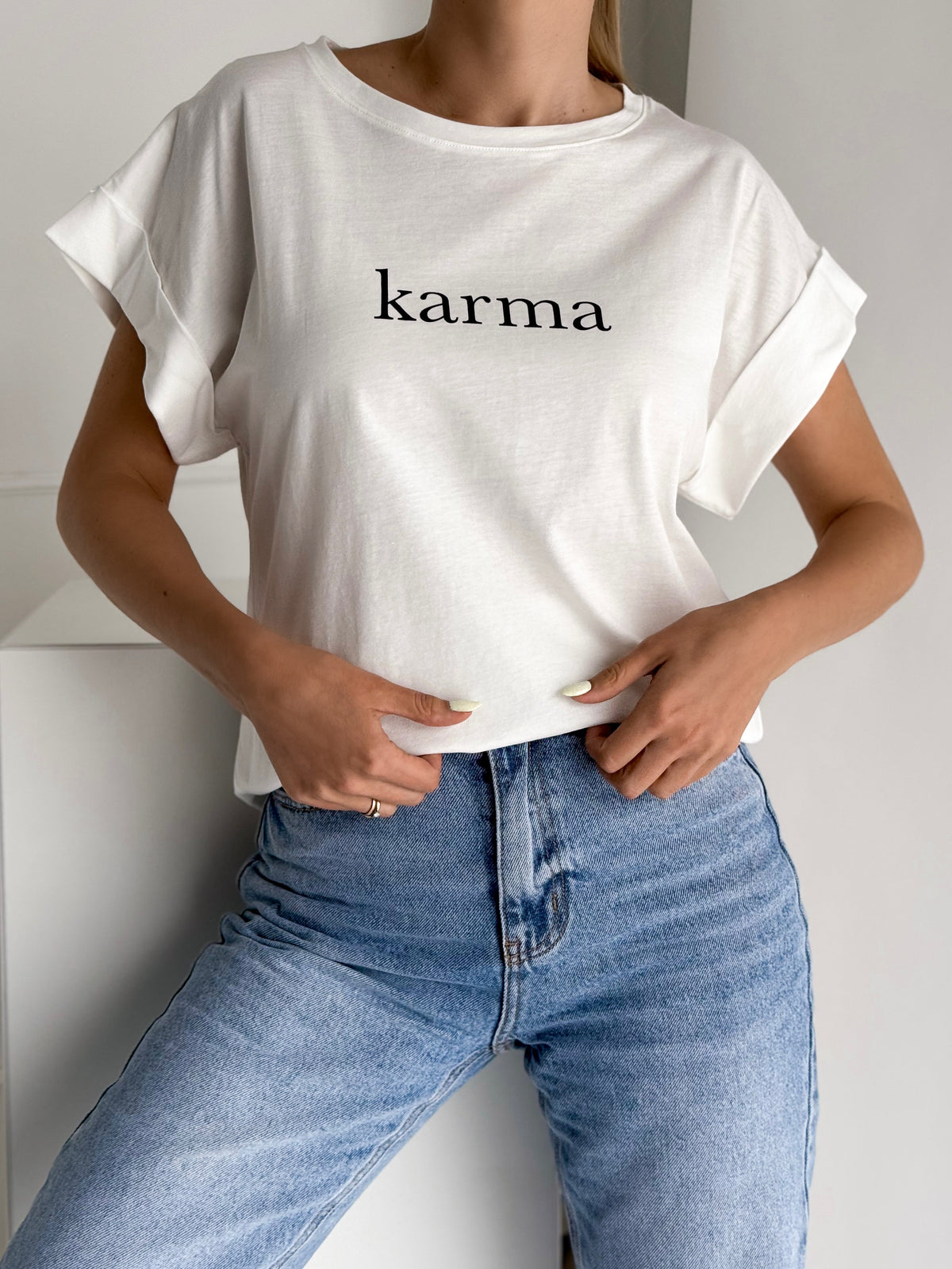 Moteriški medvilniniai marškinėliai KARMA Balta/Juoda