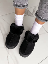 Moteriški UGG stiliaus batai su platforma JOHN Juoda