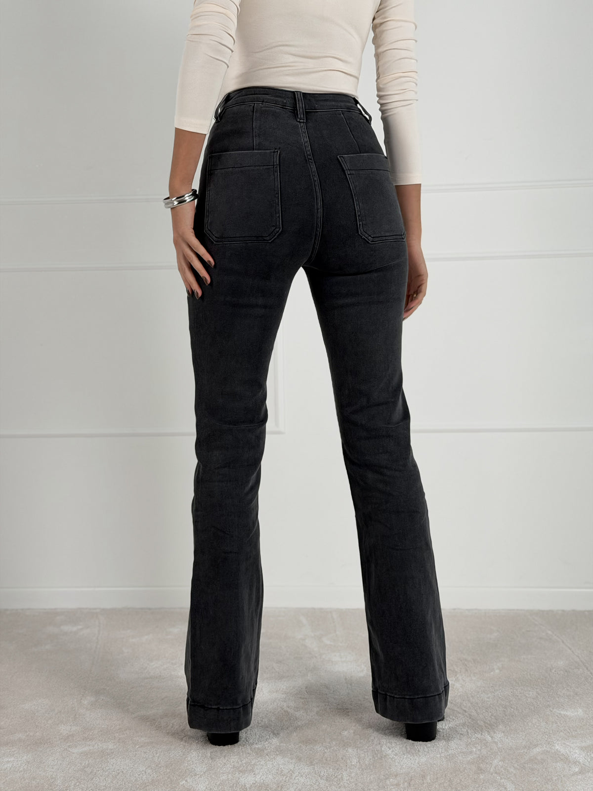 FLARE FIT FULL LENGTH modelio moteriški džinsai ZANE Pilka