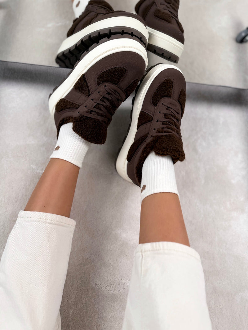 Moteriški teddy laisvalaikio bateliai YOGI Tamsiai ruda