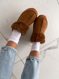 Moteriški UGG stiliaus batai su platforma JOHN Ruda