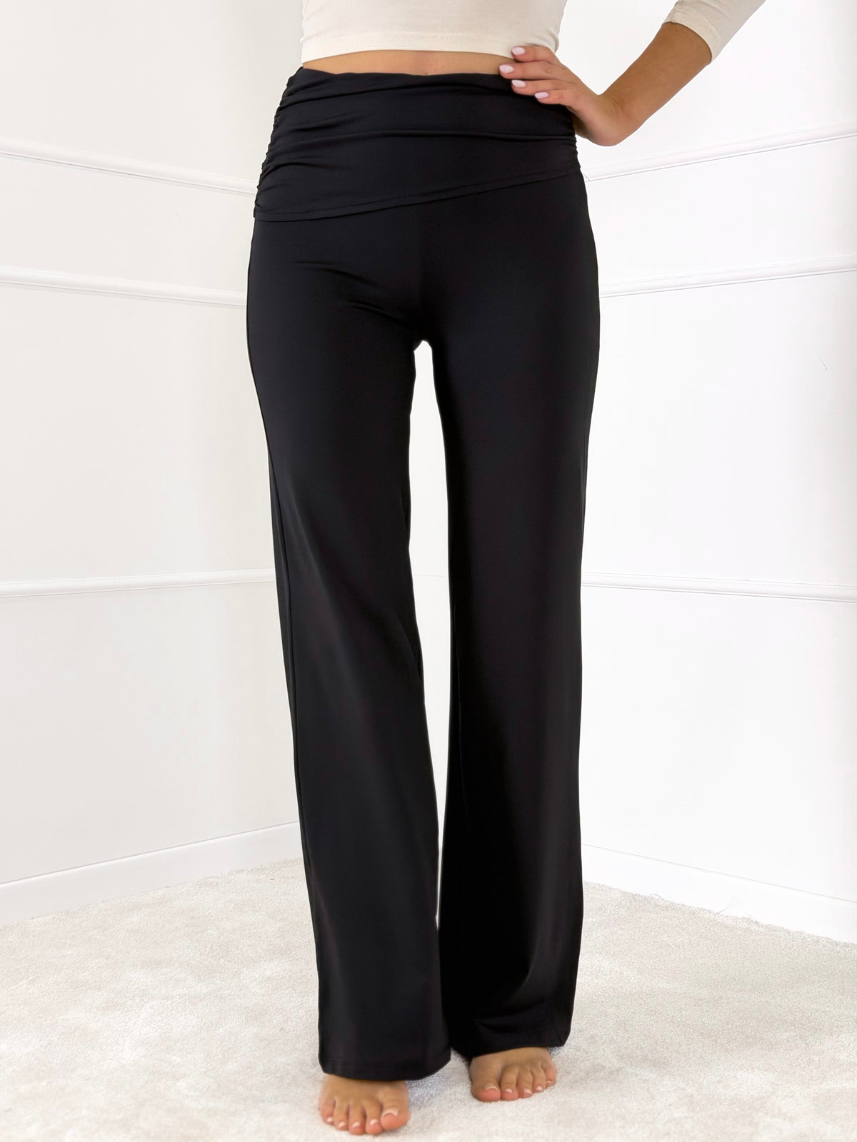 Moteriškos laisvalaikio kelnės MILLER Juoda