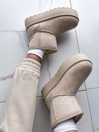 moteriski-ugg-stiliaus-aulinukai-su-platforma-clay-kremine