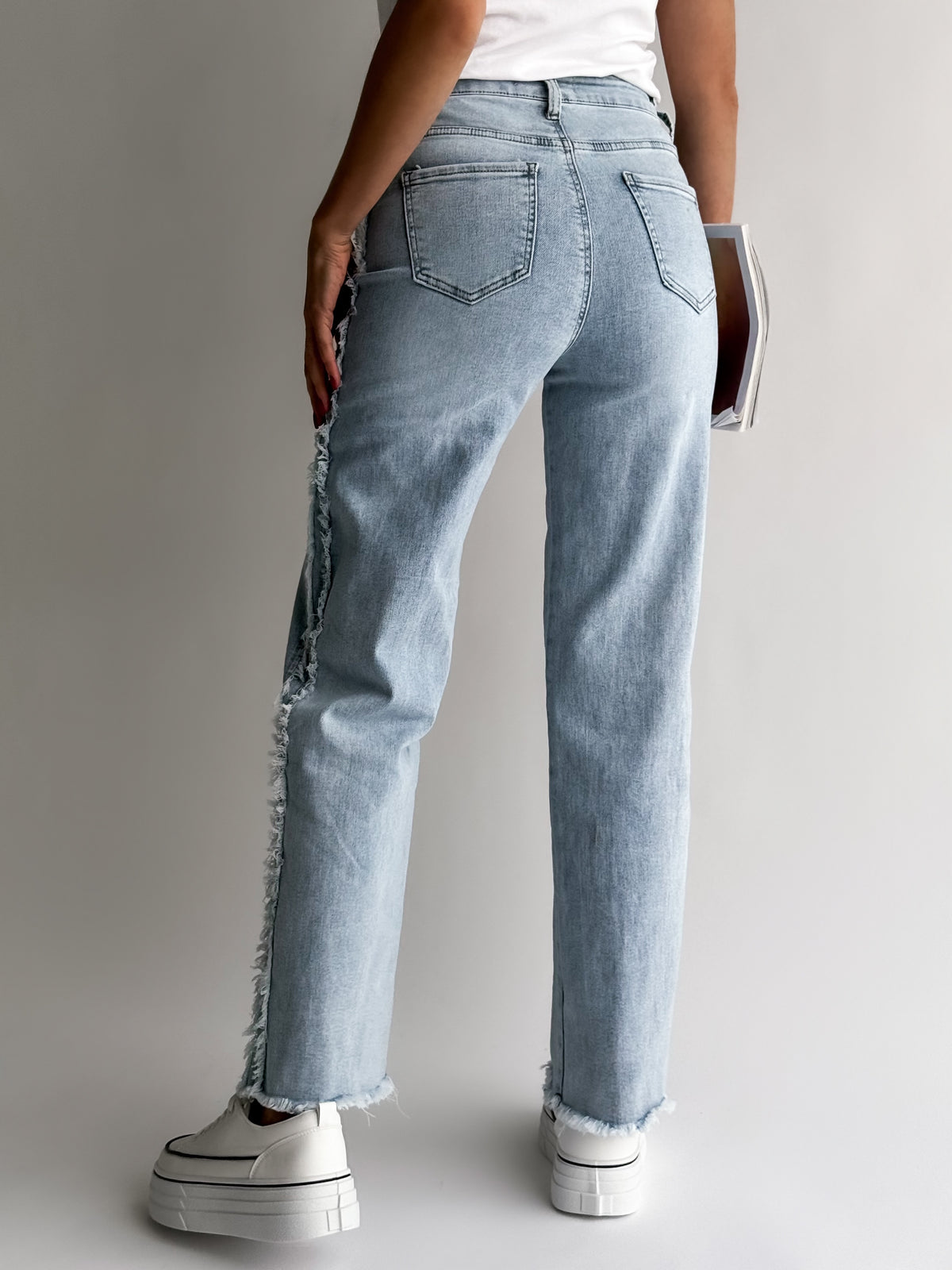 Moteriški WIDE LEG modelio džinsai BYRON Mėlyna