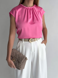 moteriska-puosni-satino-palaidine-madonna-rozine