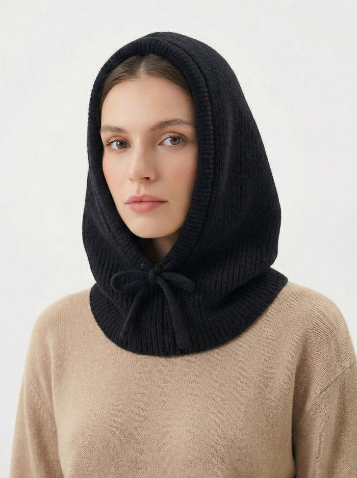 Moteriška balaklava su vilna LYANNA Juoda