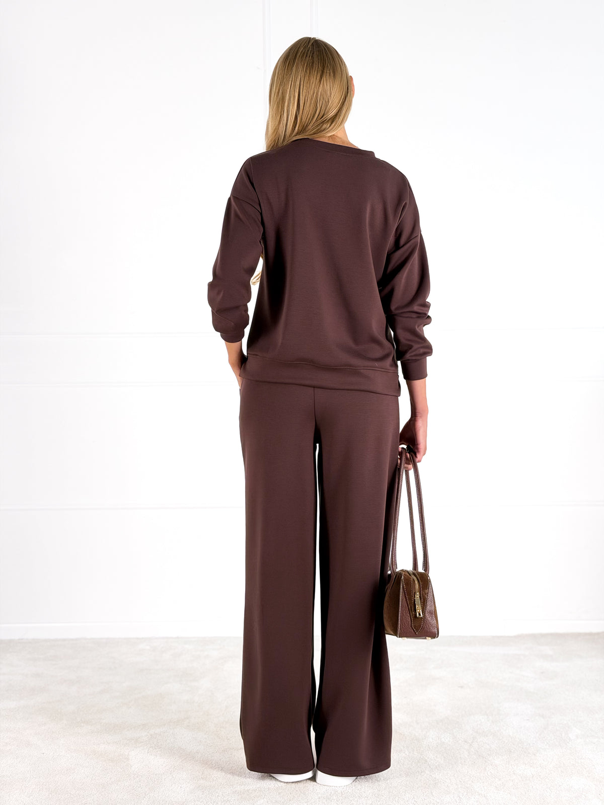 Moteriškas laisvalaikio kostiumėlis ELLIE Tamsiai ruda