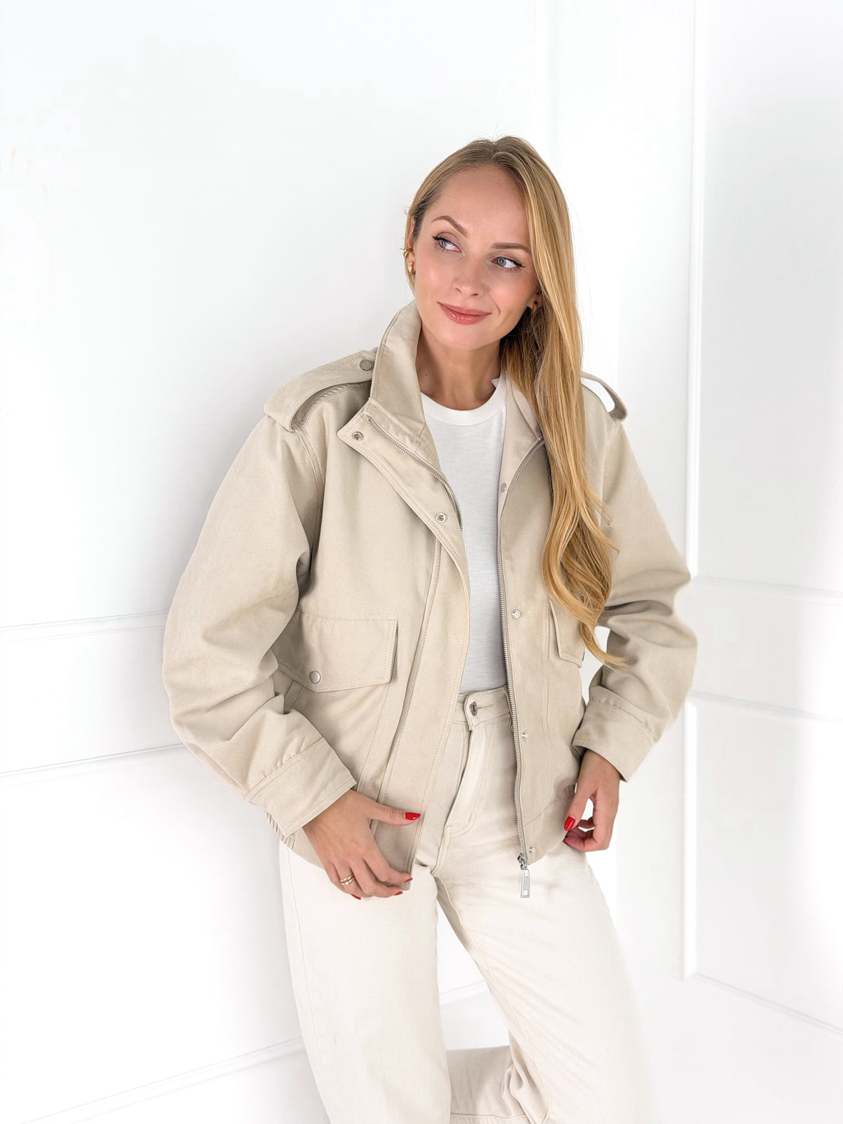 Moteriškas verstos eko odos švarkas JOYCE Kreminė