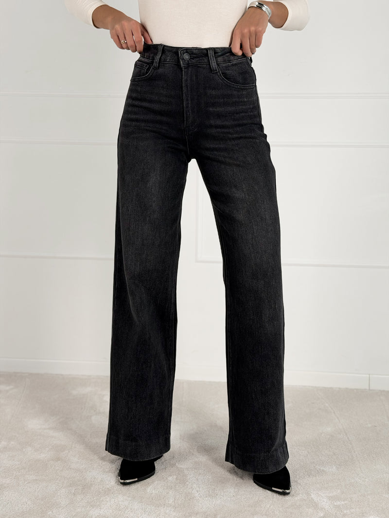 DAD FIT FULL LENGTH modelio moteriški džinsai LENN Juoda