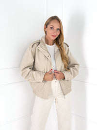 Moteriškas verstos eko odos švarkas JOYCE Kreminė