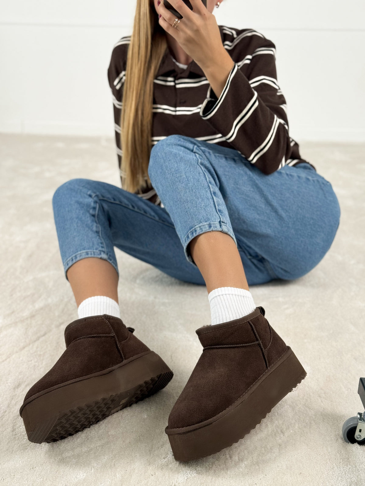 Natūralios odos UGG stiliaus aulinukai su platforma CHOCO Tamsiai ruda