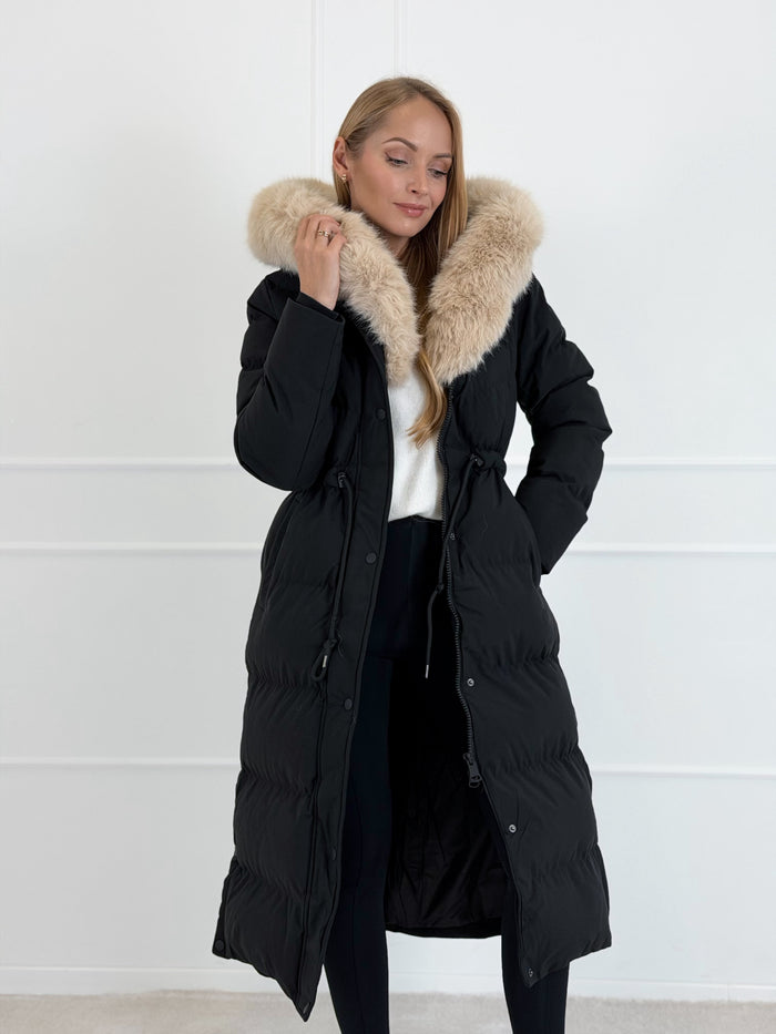 Moteriška ilga žieminė striukė su gobtuvu LUCHO Juoda/Kreminė