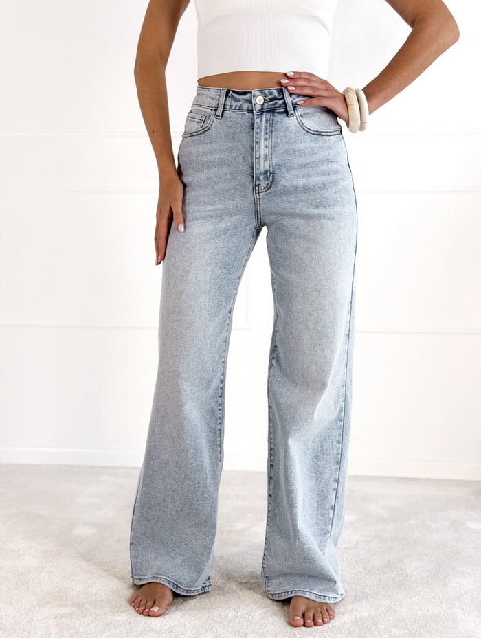 DAD FIT moteriški džinsai OSWIN Šviesiai mėlyna