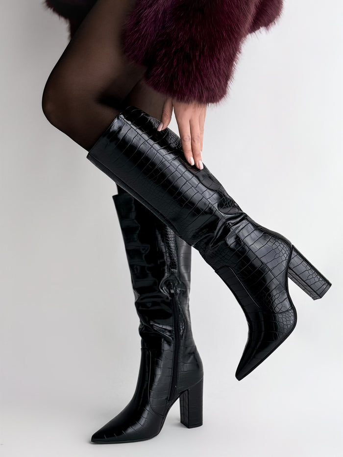 Moteriski-dirbtines-odos-ilgaauliai-APHRODITE-Juoda